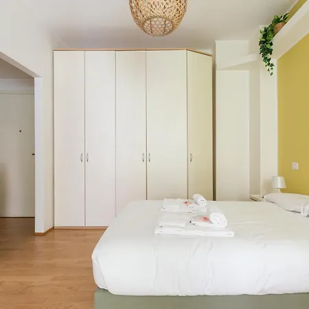 Gerusalemme M5 Yellow With Closed Balcony! Appartement Milaan